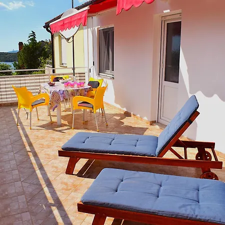 Feriehus House Danica *