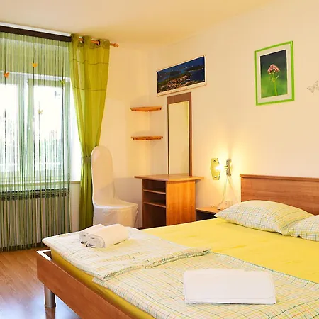 Feriehus House Danica Banjole